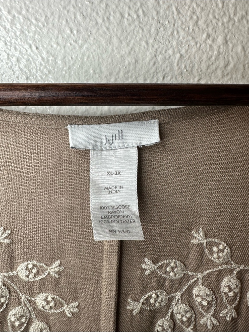 J. Jill Taupe Embroidered Boho Kimono Cardigan with Cream Stitching XL-3X - Picture 4 of 5